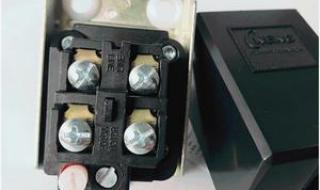 自动供水控制器