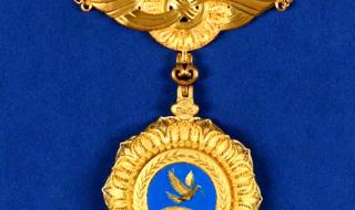 友谊徽章怎么获得