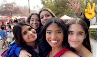 瓦妮莎的微笑钢琴谱